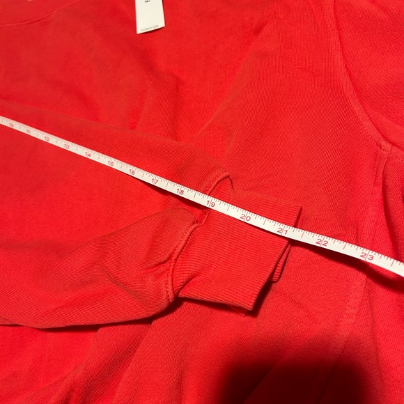 Old Navy cropped crew neck red sweatshirt, XLT - Picture 7 of 7